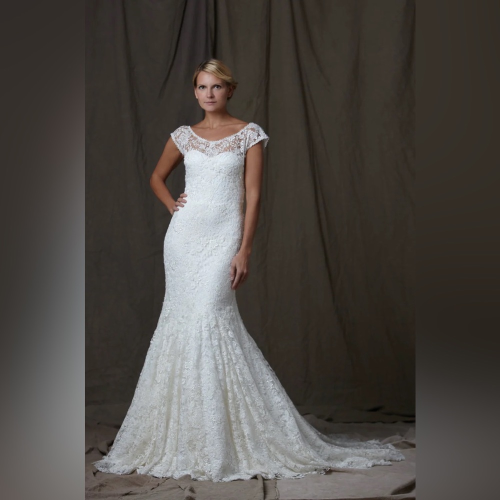 Lela Rose Ivory Lace Wedding Gown